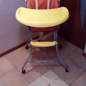 Продам детский стул для кормления 