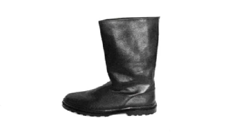 Продам спецобувь производства Украина.