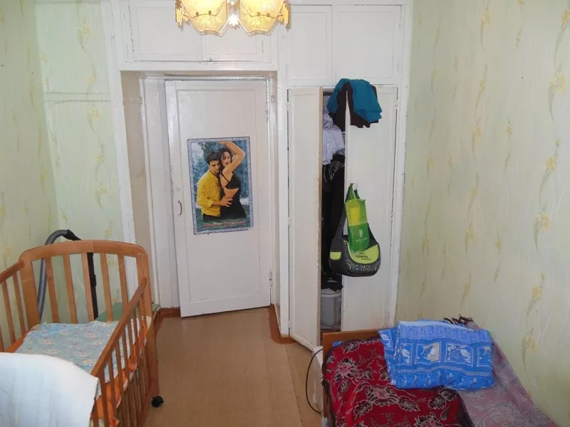 Продам 3-х комнатную квартиру Камзина 18  4