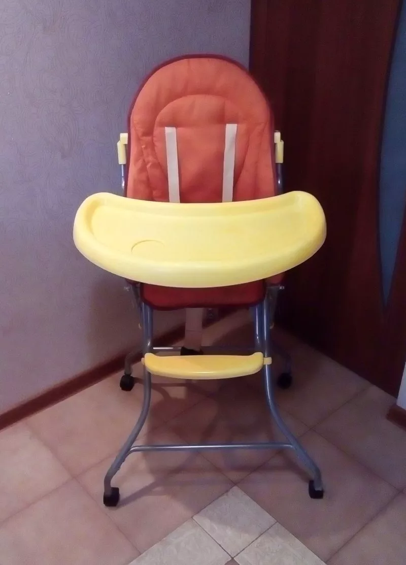 Продам детский стул для кормления 