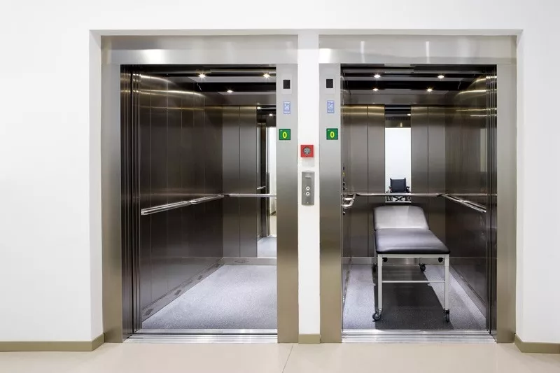 Лифты,  Эскалаторы 