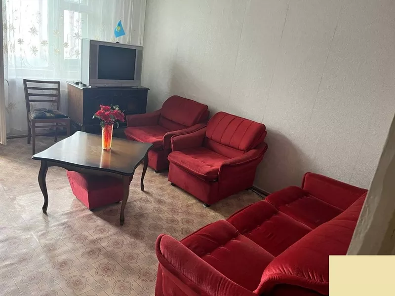 Продажа 3 комнатной квартиры,  100 кв.м.