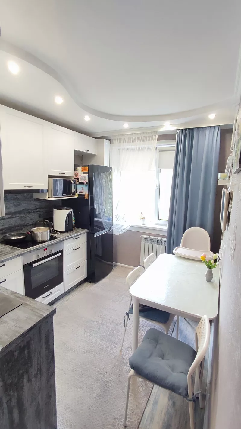 Продам 3-комн.кв. Камзина Суворова 9